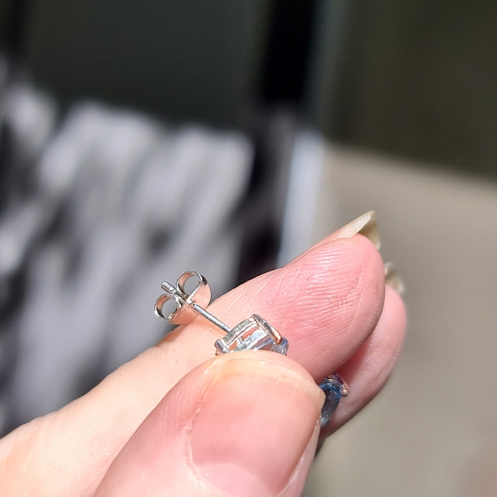 Topaz 4k sterling & gold stud earrings - Picture 8 of 8